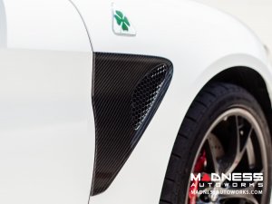  Alfa Romeo Giulia Quadrifoglio (QV) Fender Grill Frame Trim Kit - Carbon Fiber